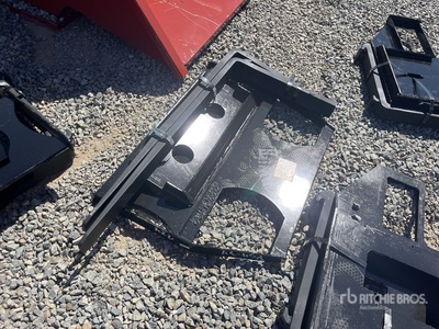 2025 Kit Containers MUFF-36-42 42 in Skid Steer Forks (Unused)
