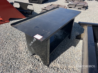 2025 Kit Containers WB-60-190 5 ft Banco de trabajo