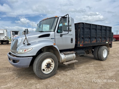2013 International 4300 DuraStar 4x2 Flatbed Truck