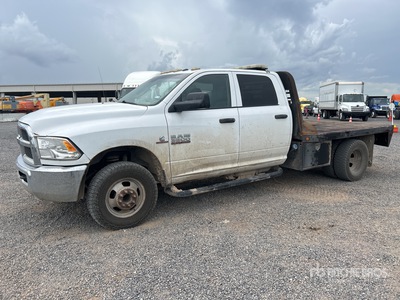 2016 Ram 3500 4x2 Crew Cab Platte vrachtwagen
