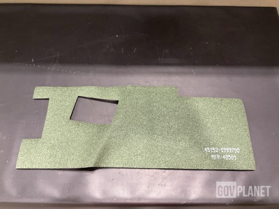 (55) Oshkosh 1999790 Floor Mats