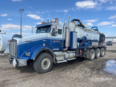 2005 Westech on 2006 Kenworth T800 8x6 Vacuum Tanker Truck (Inoperable)