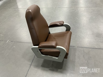 Turnbull 447-000 Pedestal Chair