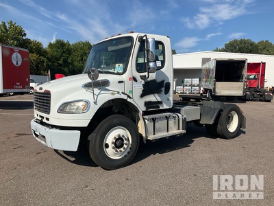 2015 Freightliner M2106 4x2 S/A Day Cab Truck Tractor