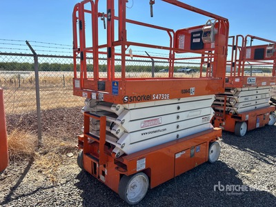 2017 Snorkel Electric Scissor Lift