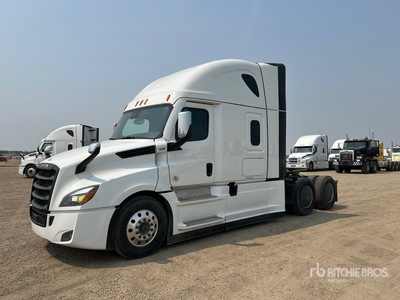 2023 Freightliner Cascadia 126 6x4 T/A Sleeper Truck Tractor