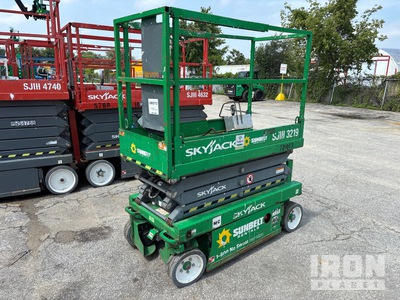 2015 Skyjack SJIII 3219 Electric Scissor Lift