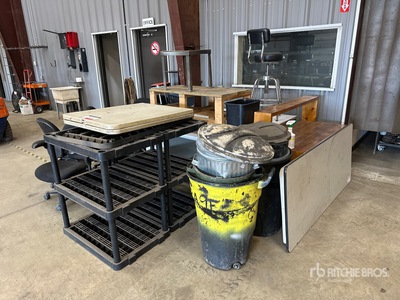 Quantity of Office Furniture Divers - Mobilier de bureau