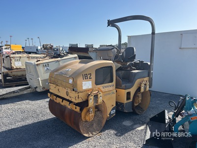 2011 Volvo DD29 Double Drum Roller (Inoperable)