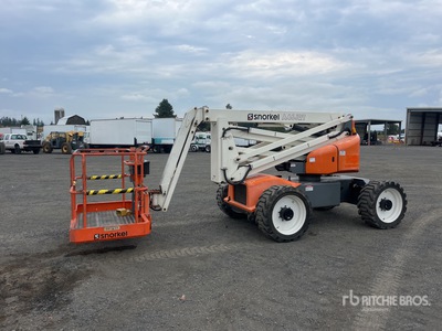 2017 Snorkel A46Jrt 4WD Dual Fuel Articulating Boom Lift