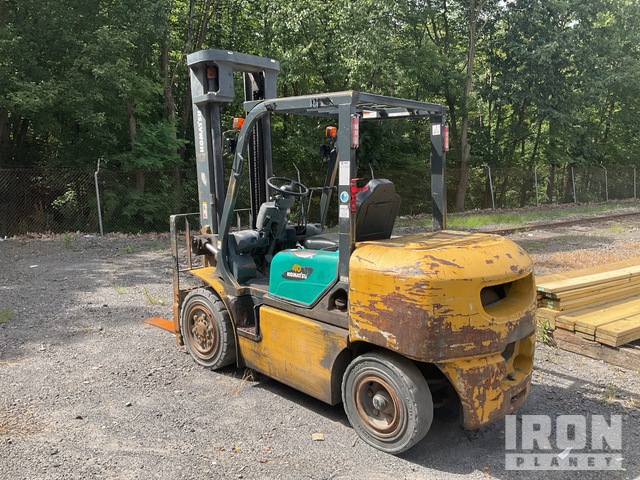MONTACARGAS 2005 KOMATSU FD40ZT8
