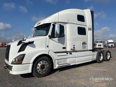 2015 Volvo VNL 6x4 T/A Sleeper Truck Tractor