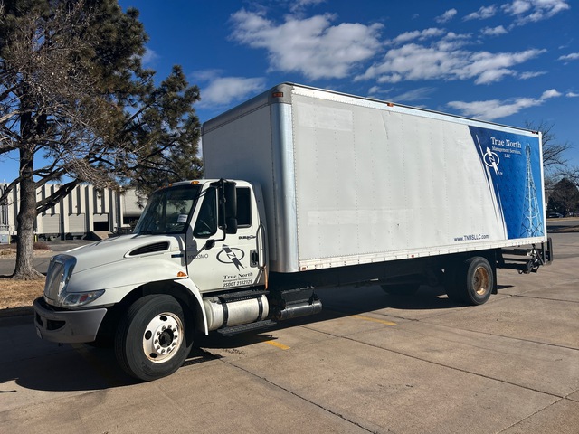 2013 International Durastar 4300 4x2 Van Truck