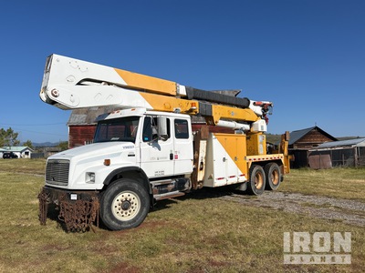Altec A72-T 800 lb Knuckle Boom on 1999 Freightliner FL80 6x4 Extended Cab T/A Boom Truck