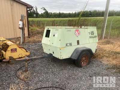 Sullair 185DPQJD 185 cfm Mobile Air Compressor (Inoperable)