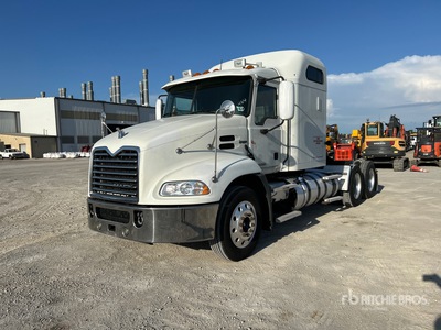 2013 Mack CXU613 6x4 T/A Sleeper Truck Tractor