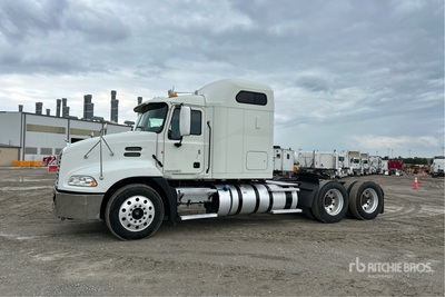 2014 Mack CXU613 6x4 Tracteur Routier Couchette