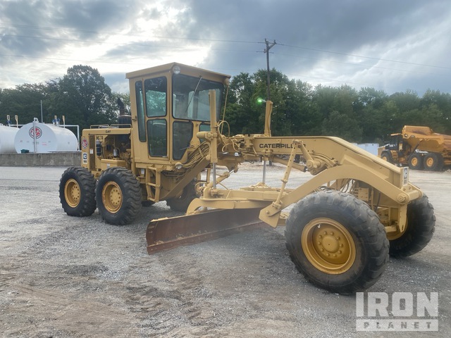 MOTOCONFORMADORA CATERPILLAR 12G 1982