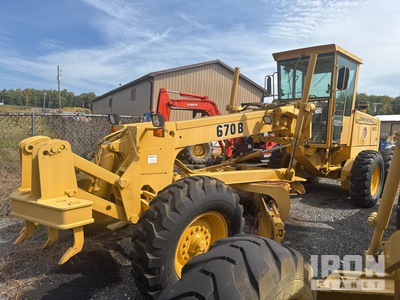 1988 John Deere 670B Motor Grader (Inoperable)