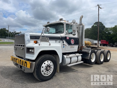 1994 Ford LTL9000 8x4 Tri/A Dagcabine Trekker