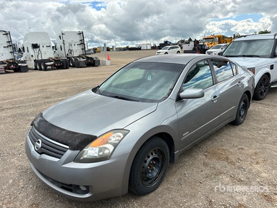 2007 Nissan Altima Hybrid Automobile