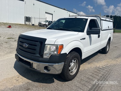 2012 Ford F-150 4x2 Camion de service