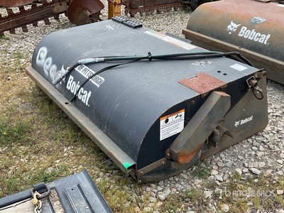 2017 Bobcat 72 Sweeper 72 in Spazzatrice per mini pala