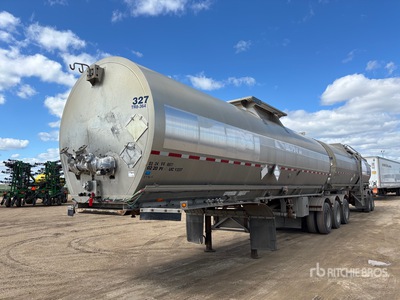 2005 Advance 8189 gal Super B-Train Lead タンクトレーラー