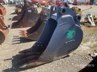 Esco 30 in Bucket - Fits Komatsu PC300