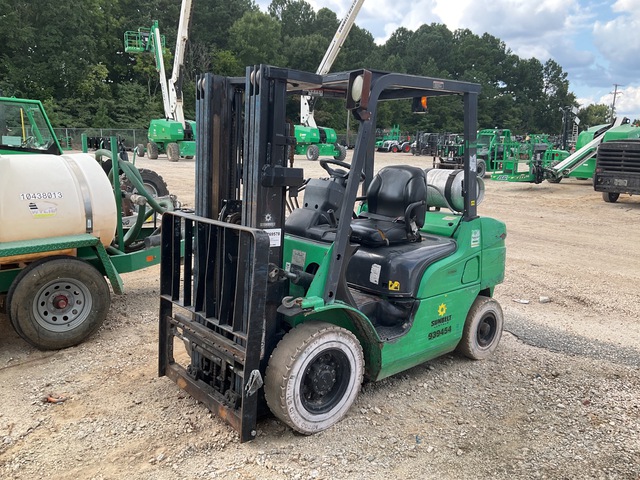 2016 Mitsubishi FG25N