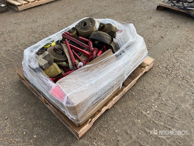 Quantity of Straps and Boomers Varios. Industrial