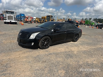 2013 Cadillac XTS Automobile