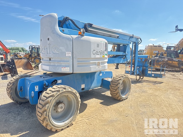 ELEVADOR ARTICULADO 2014 GENIE 4WD Z6034
