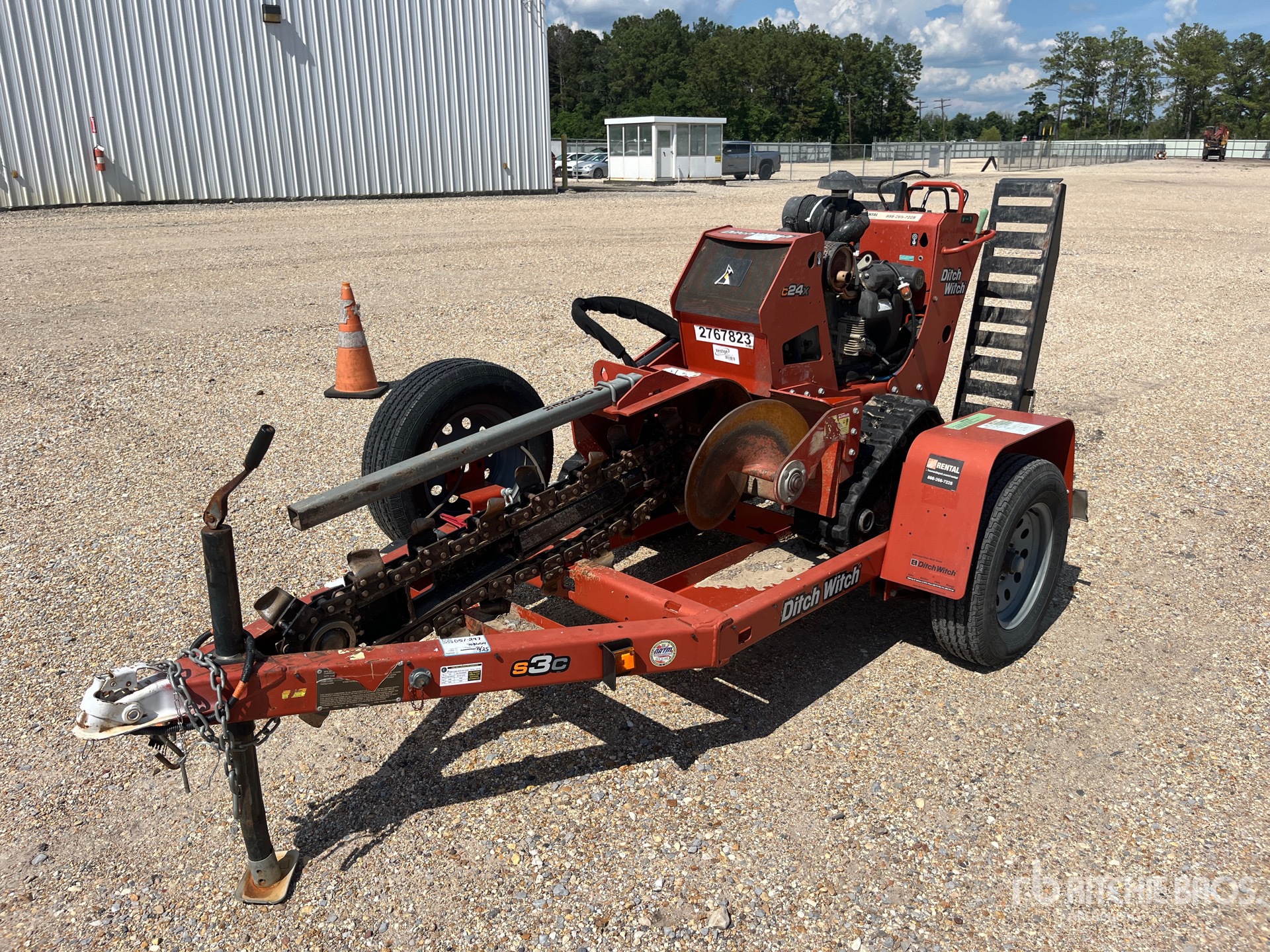 2019 Ditch Witch C24X Trencher