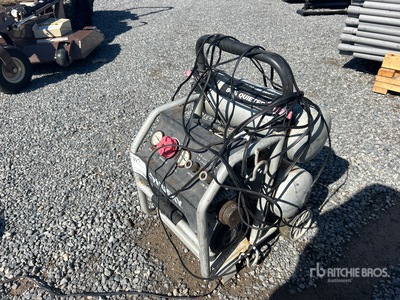 Husky 3320445 3.0 cfm Electric 4.5 gal Air Compressor