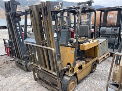 Cat M50D 5000 lb Electric Forklift (Inoperable)