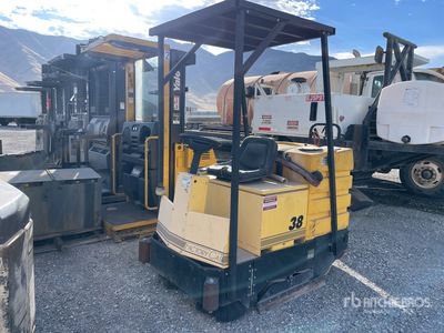 Factory Cat Stand-On Floor Sweeper (Inoperable)