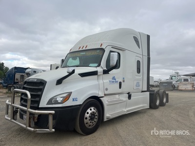 2023 Freightliner Cascadia 126 6x4 Sleeper Truck Tractor