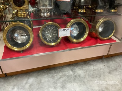 Quantity of Ford lights