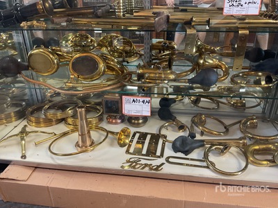 Quantity of antique brass horns