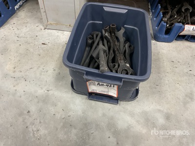 Quantity of antique tools