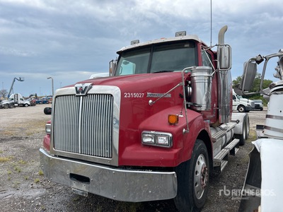 2015 Western Star 4900SA 6x4 Cabeza Tractora Cabina Dormitorio (Inoperable)