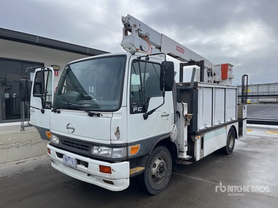 1999 Hino Bucket Truck