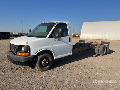2008 GMC Savana G3500 4x2 Autocarro cabina e telaio