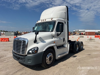 2017 Freightliner Cascadia 125 6x4 T/A Day Cab Truck Tractor