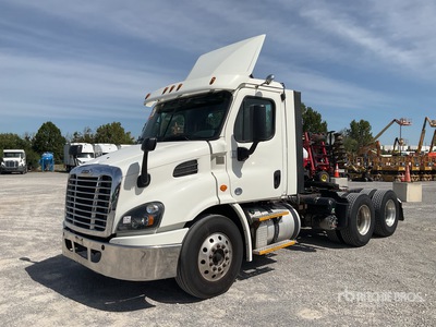2017 Freightliner Cascadia 113 6x4 T/A Day Cab Truck Tractor