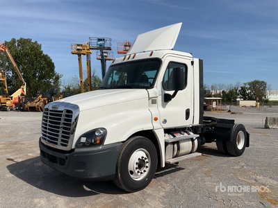 2018 Freightliner Cascadia 125 4x2 S/A Day Cab Truck Tractor