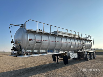 2015 Tremcar 45850 L Tri/A Tanker Trailer