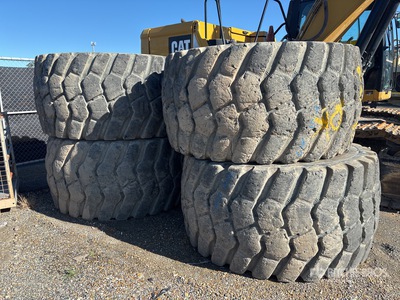 Quantity of (6) 875/65R19 Neumáticos