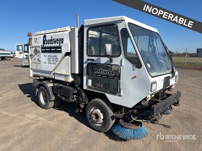 2000 Scarab H3895 Sweeper Truck (Inoperable)